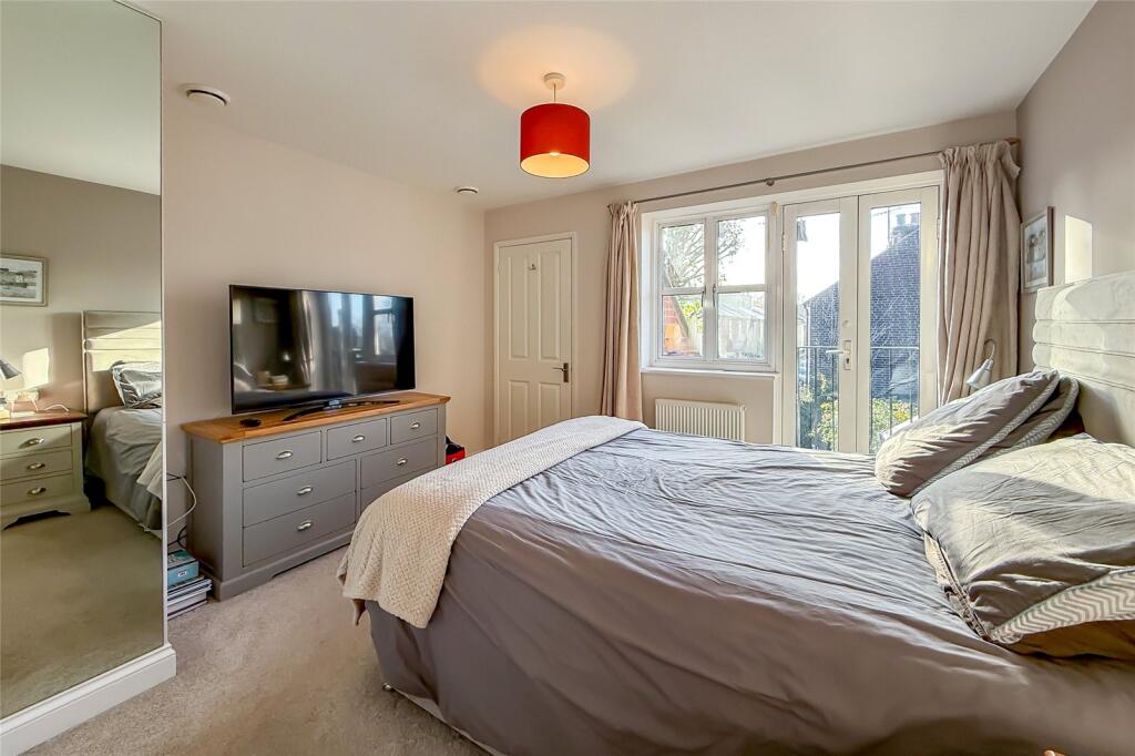 Additional image 8 of Knights Orchard, Verulam Road, St. Albans, Hertfordshire, AL3