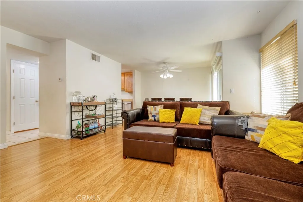 Additional image 32 of 27130 Hidaway Ave Unit 2, Canyon Country, CA 91351