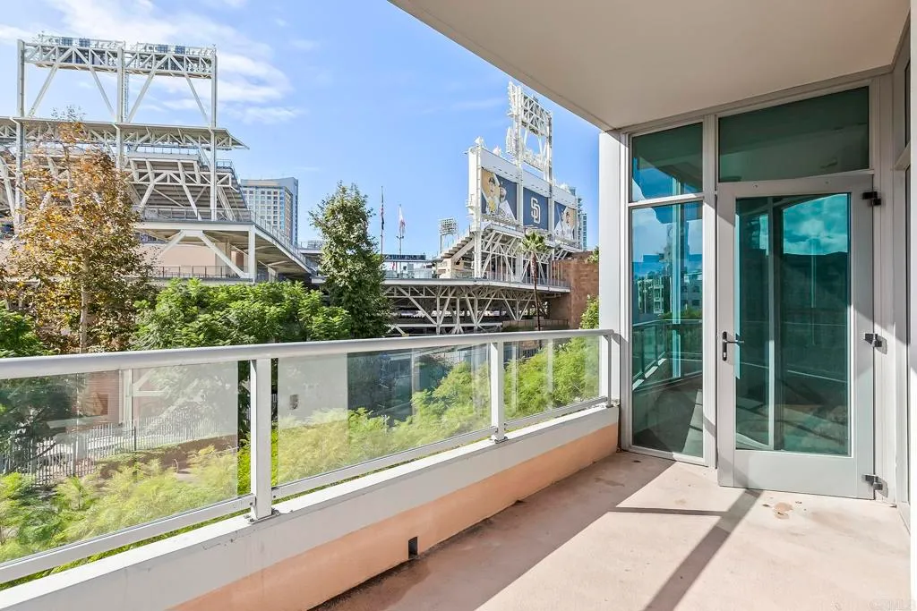 Additional image 46 of 253 10th Ave Unit 325, San Diego, CA 92101