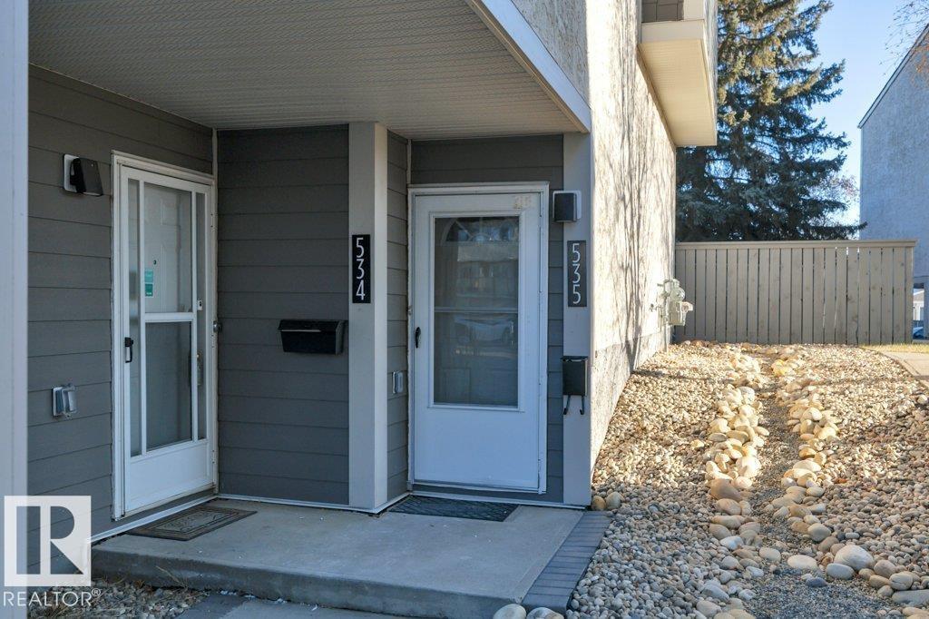 535 WILLOW CO NW|Edmonton, Alberta T5T2K7