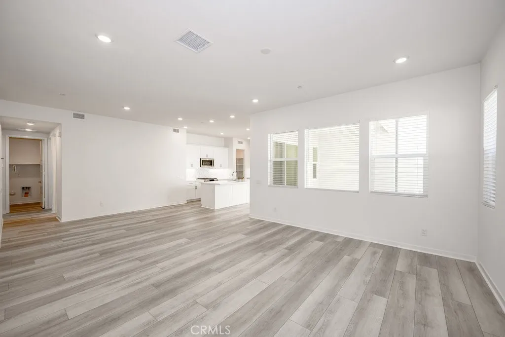 Additional image 23 of 26915 Goldfinch Lane, Valencia, CA 91381