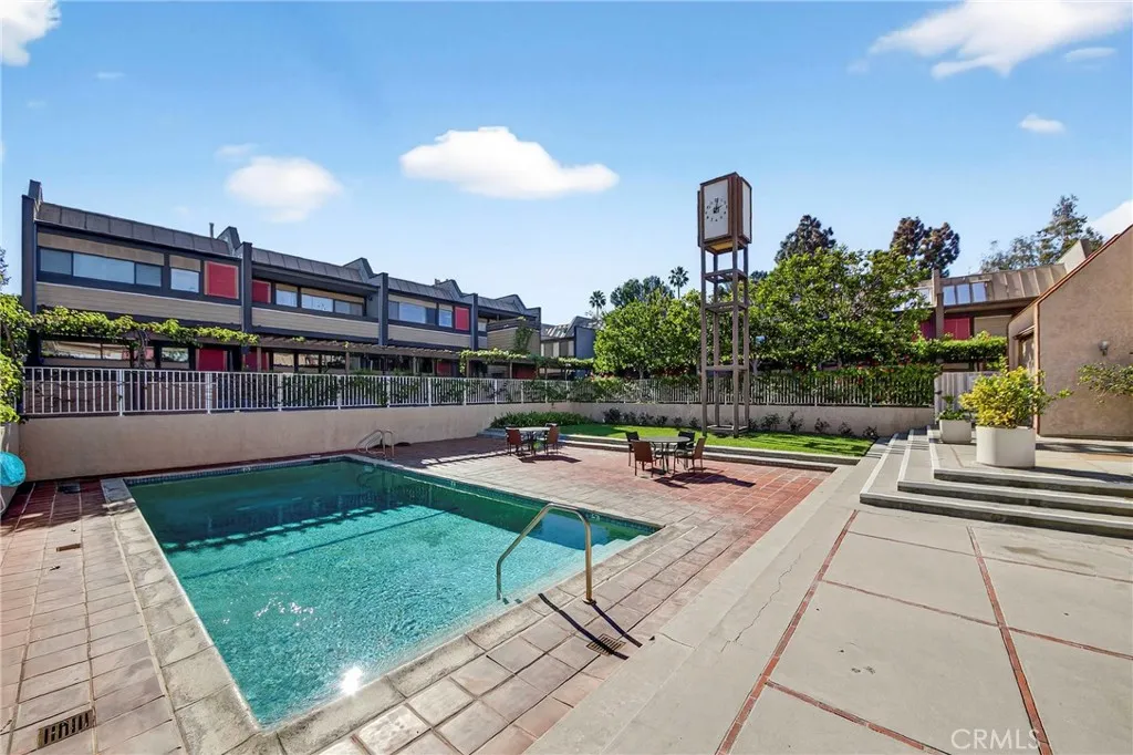 Additional image 56 of 421 S Van Ness Ave Unit 6, Los Angeles, CA 90020