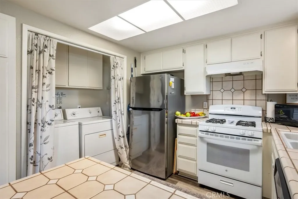 Additional image 12 of 1321 N Bradley Rd Unit 20, Santa Maria, CA 93454