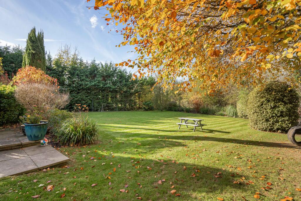 Additional image 29 of Radlett Road, Frogmore, St Albans, AL2