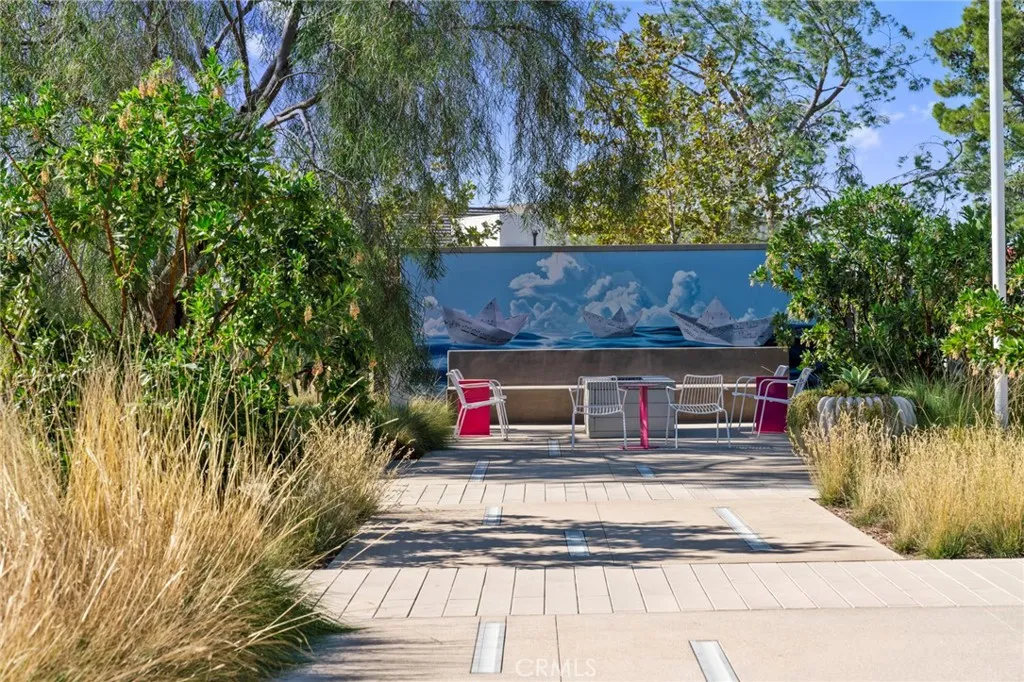 Additional image 108 of 114 Source, Irvine, CA 92618