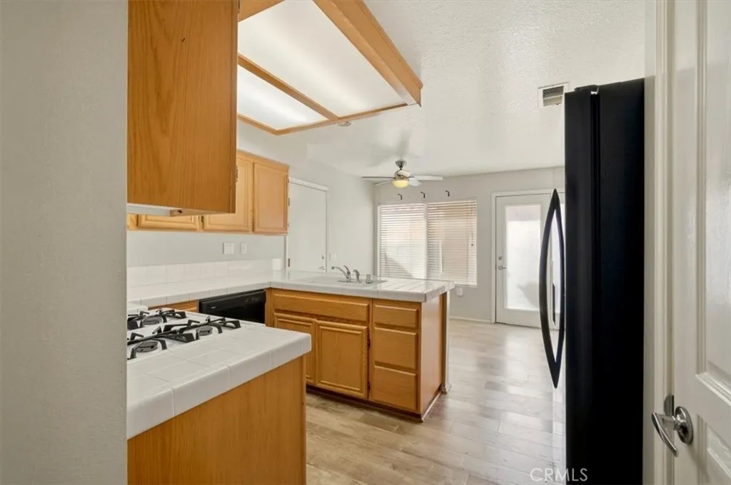 Additional image 16 of 19146 Oak St, Apple Valley, CA 92308