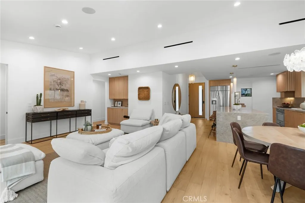 Additional image 63 of 742 Groton Dr, Burbank, CA 91504