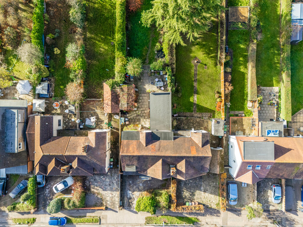 Additional image 3 of Radlett Road, Frogmore, St. Albans, Hertfordshire, AL2