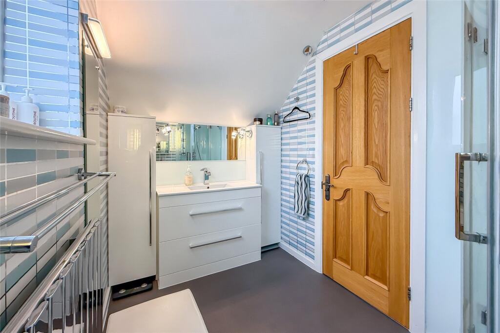 Additional image 19 of North Close, St. Albans, Hertfordshire, AL2