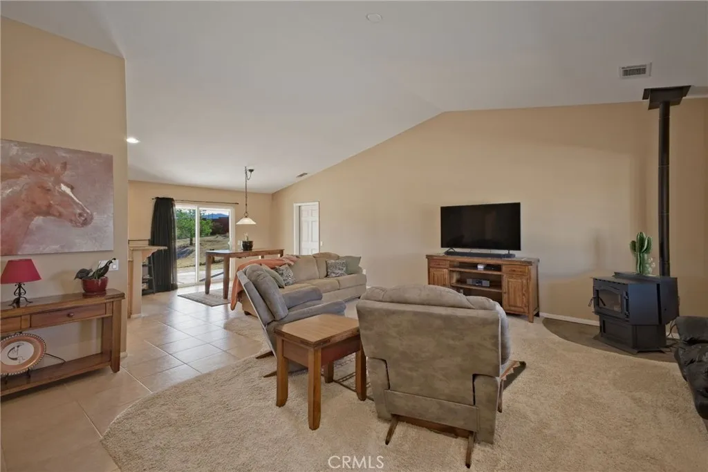 Additional image 12 of 59105 Wilcox Lane, Yucca Valley, CA 92284