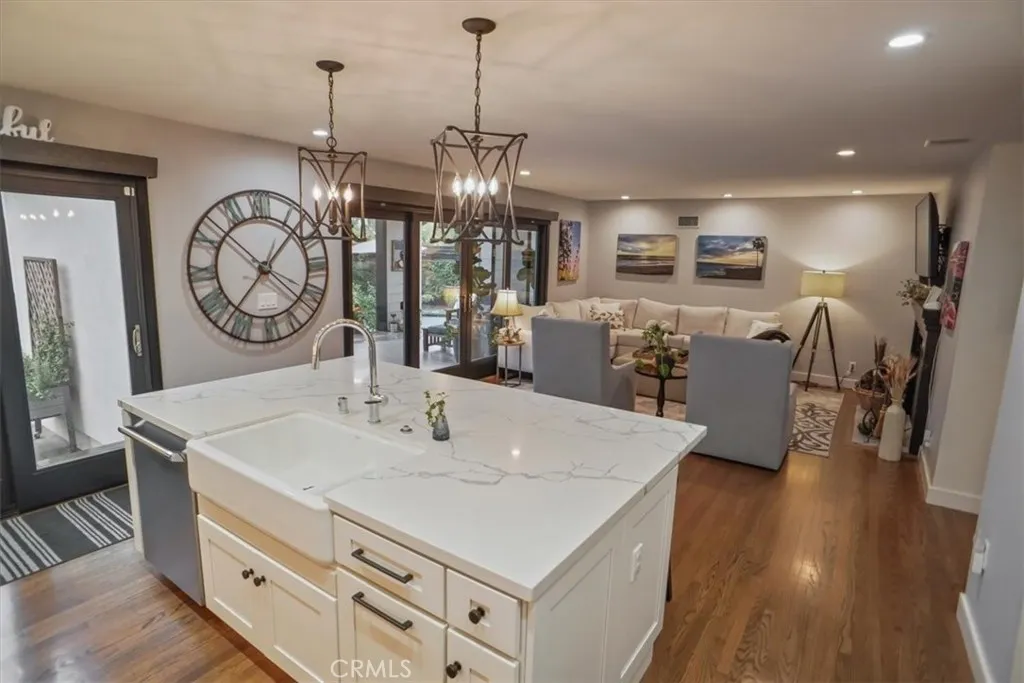 Additional image 24 of 606 Uclan Drive, Burbank, CA 91504