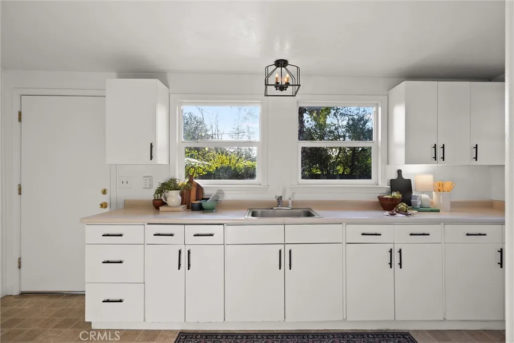 Additional image 13 of 573 E 19th St, Chico, CA 95928