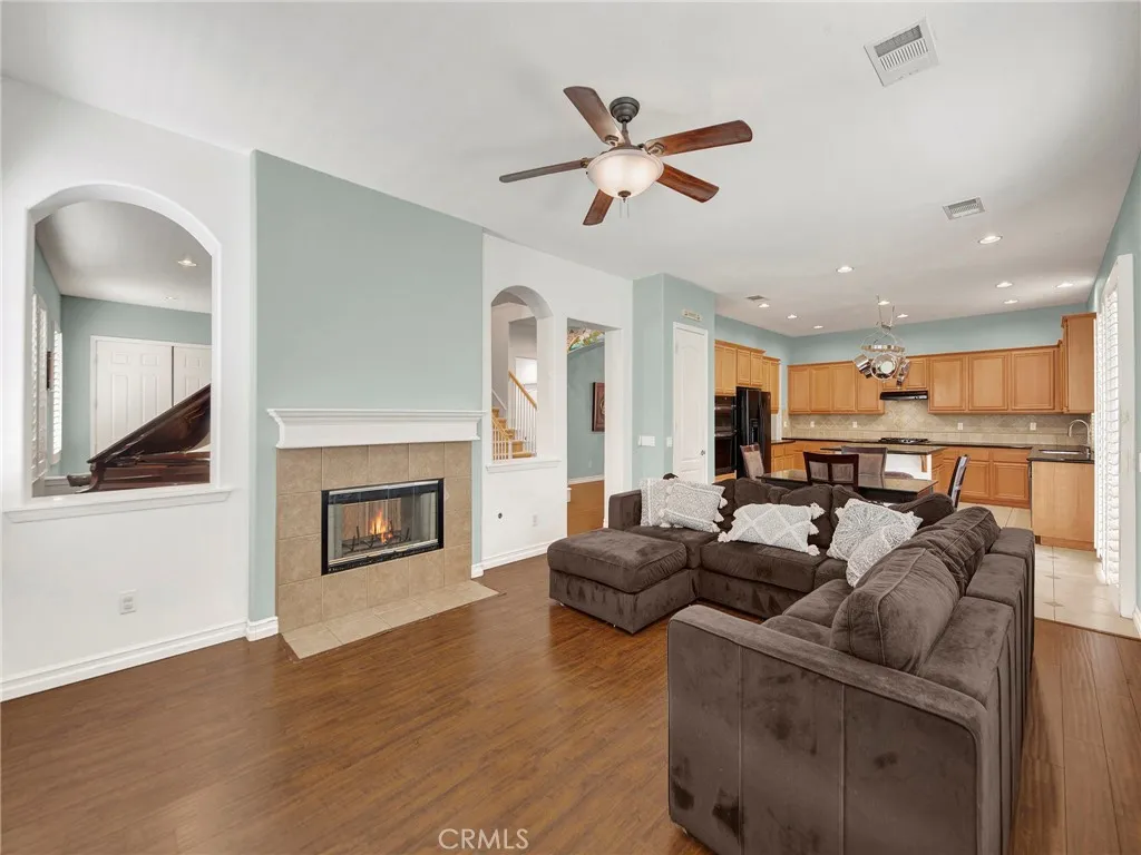 Additional image 13 of 28346 Linda Vista St, Canyon Country, CA 91387