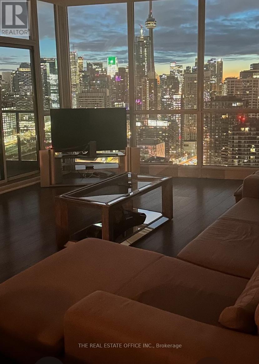 Property image for 3802 - 219 FORT YORK BOULEVARD|Toronto (Niagara), Ontario M5V1B1