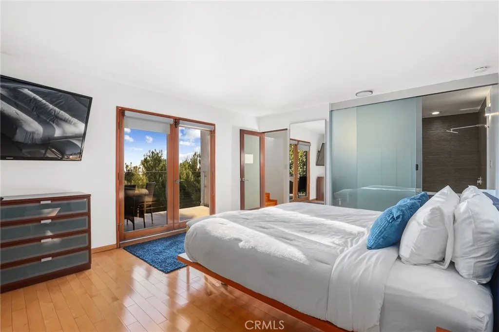 Additional image 56 of 5675 Spreading Oak Drive, Los Angeles, CA 90068