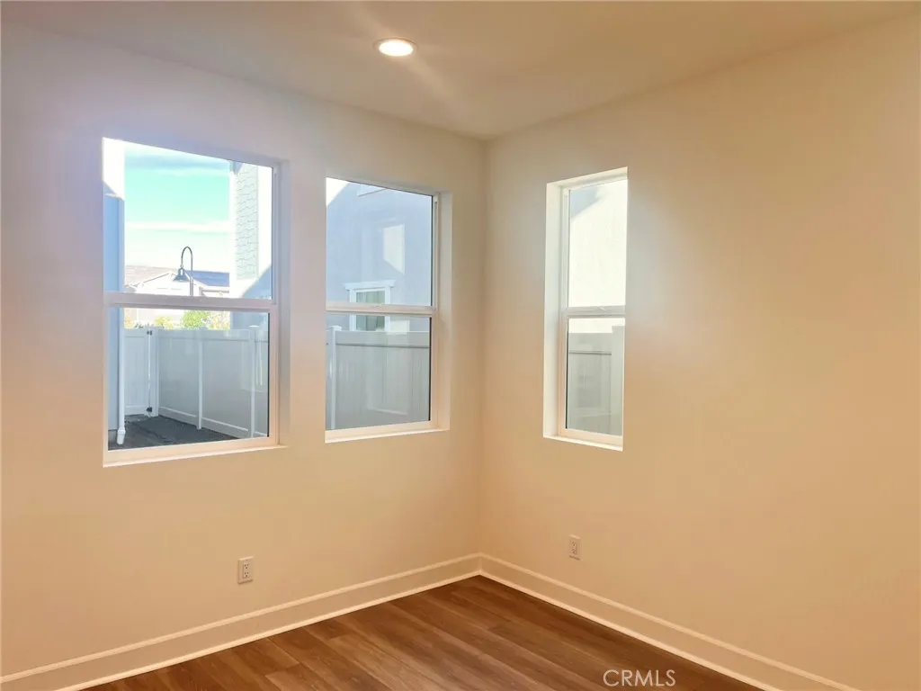 Additional image 9 of 325 S Nevada Avenue, Ventura, CA 93004