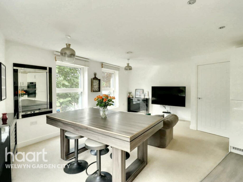 Additional image 8 of Bridge Road East, Welwyn Garden City