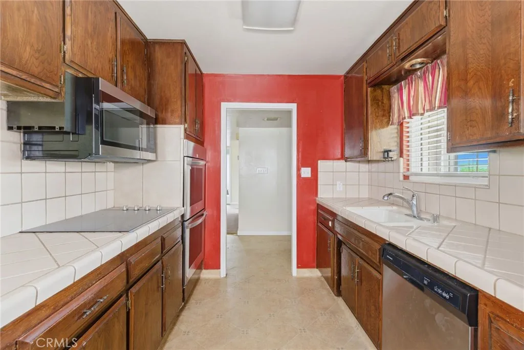 Additional image 50 of 2413 Cheshire Dr, Bakersfield, CA 93309