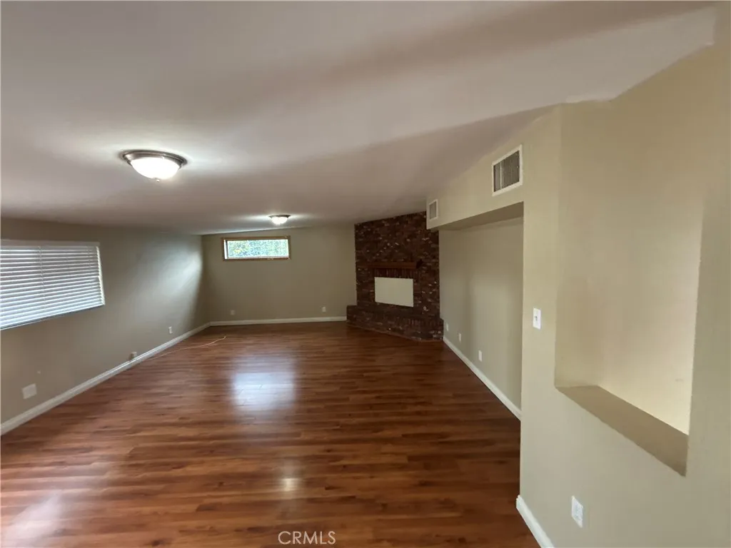 Additional image 28 of 19145 Kittridge, Reseda, CA 91335