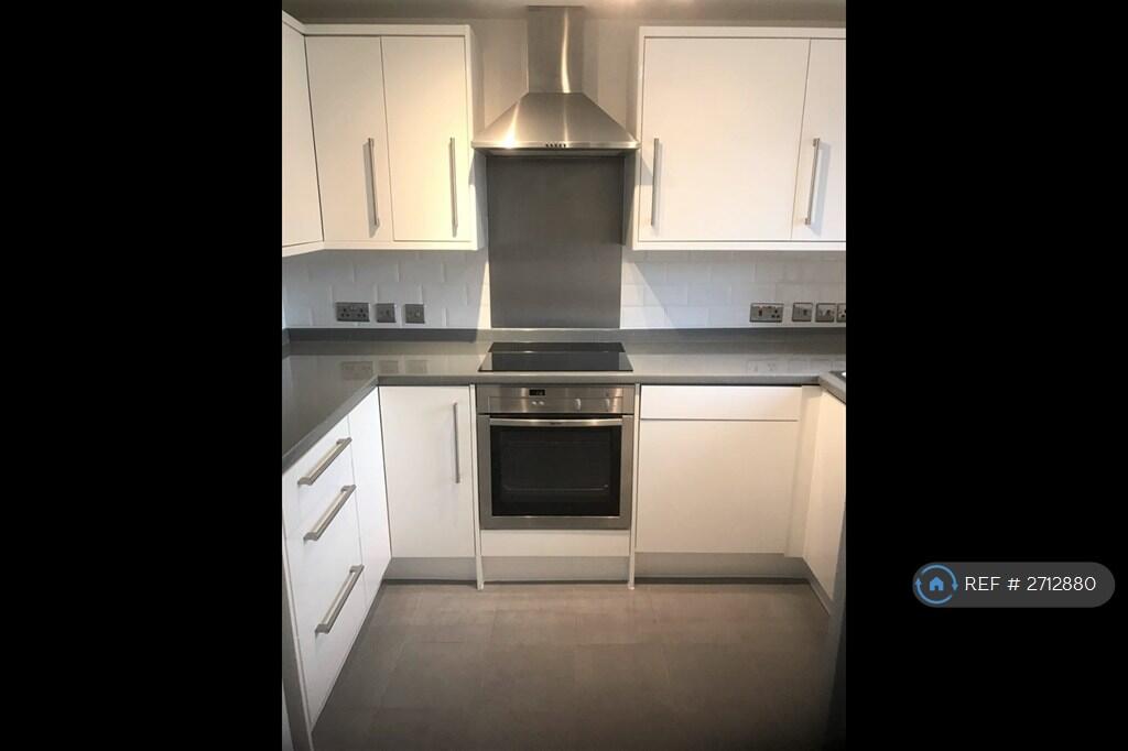 Additional image 2 of Catherine Street, St. Albans, AL3