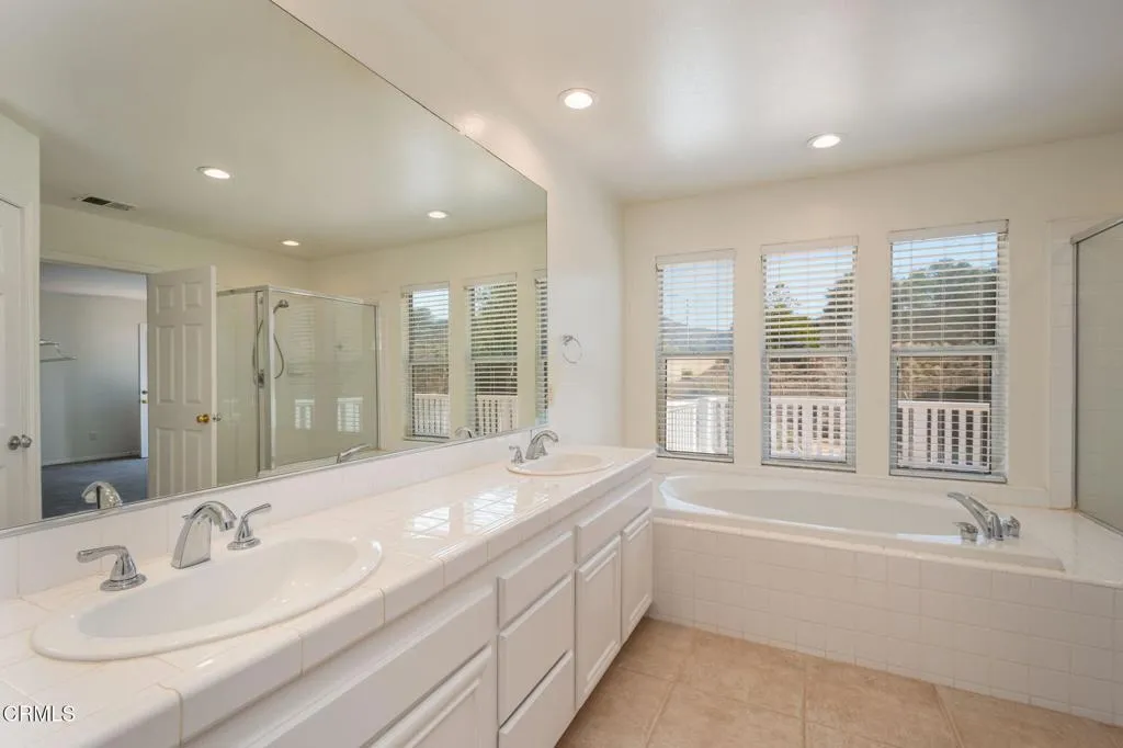 Additional image 75 of 116 Via Escondido, Newbury Park, CA 91320