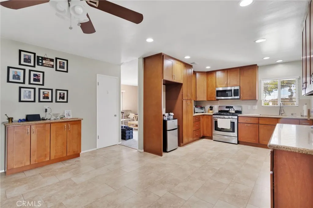 Additional image 8 of 1796 Buchanan Dr, Pomona, CA 91767