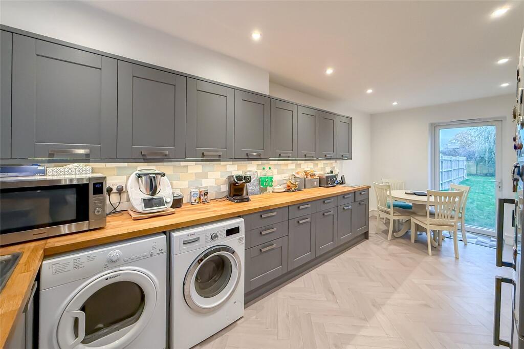 Additional image 17 of High Oaks, St. Albans, Hertfordshire, AL3