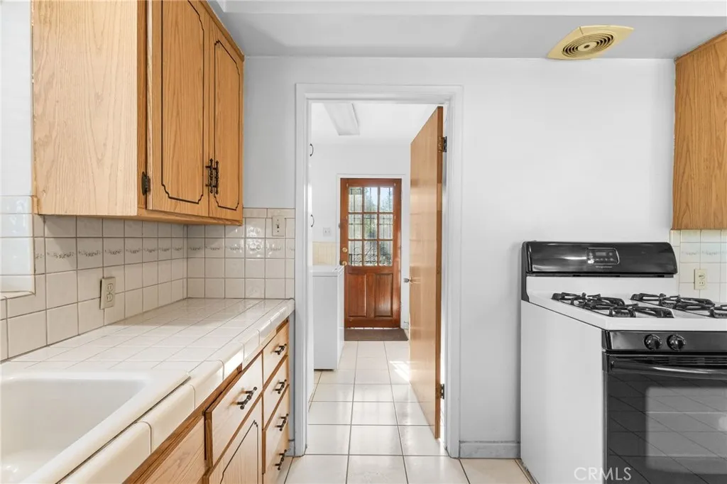 Additional image 32 of 832 E Florence Ave, West Covina, CA 91790