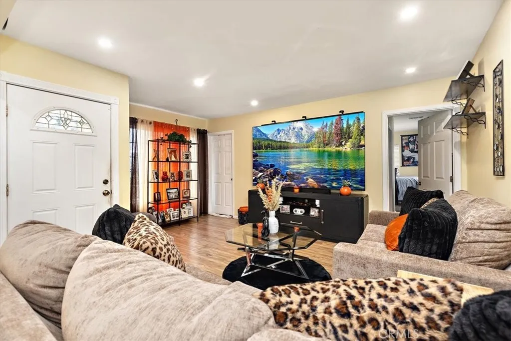 Additional image 13 of 11612 Cimarron Ave, Hawthorne, CA 90250