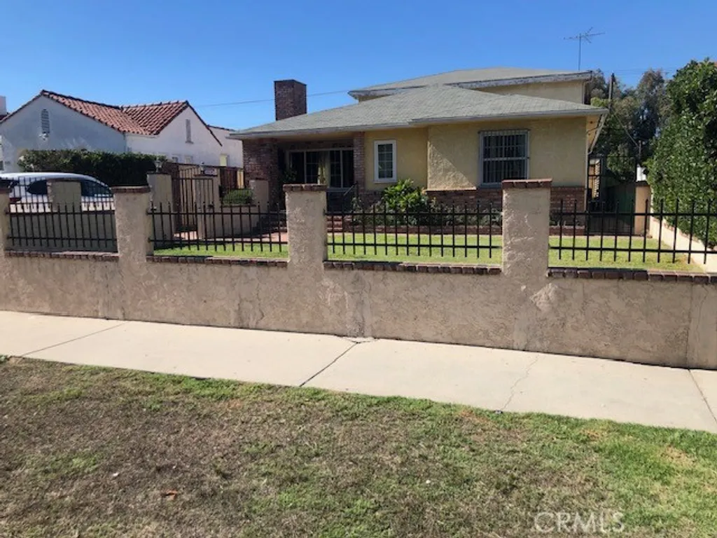 Additional image 7 of 1009 S Rimpau Blvd, Los Angeles, CA 90019