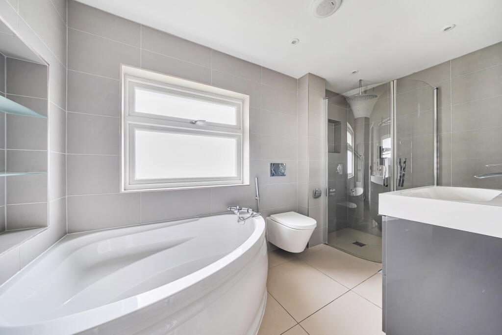 Additional image 6 of Linden Crescent, St. Albans, AL1