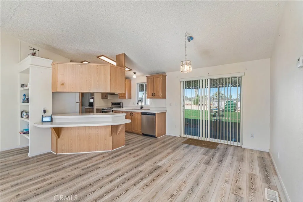 Additional image 47 of 59260 Sunflower Dr, Yucca Valley, CA 92284