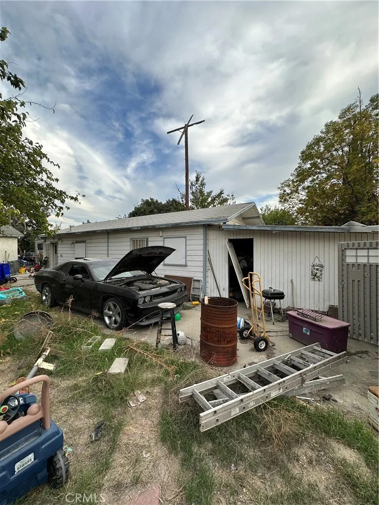Additional image 14 of 2460 N State St, San Bernardino, CA 92407