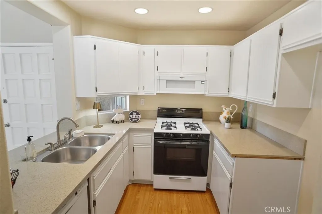 Additional image 7 of 23933 Del Monte Drive Unit 24, Valencia, CA 91355