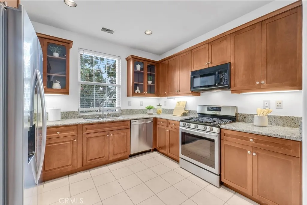 Additional image 50 of 65 Chantilly, Irvine, CA 92620