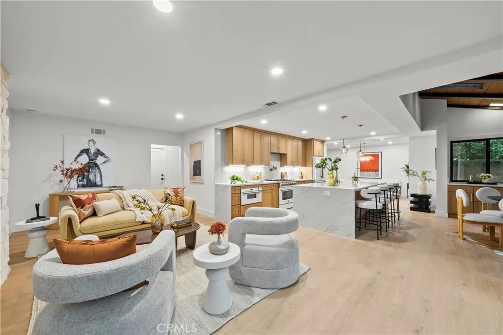 Additional image 13 of 13925 Branton Place, Sherman Oaks, CA 91423