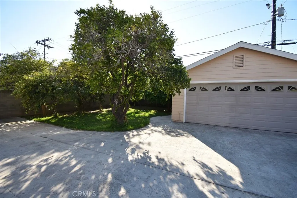 Additional image 66 of 622 S Parton St, Santa Ana, CA 92701