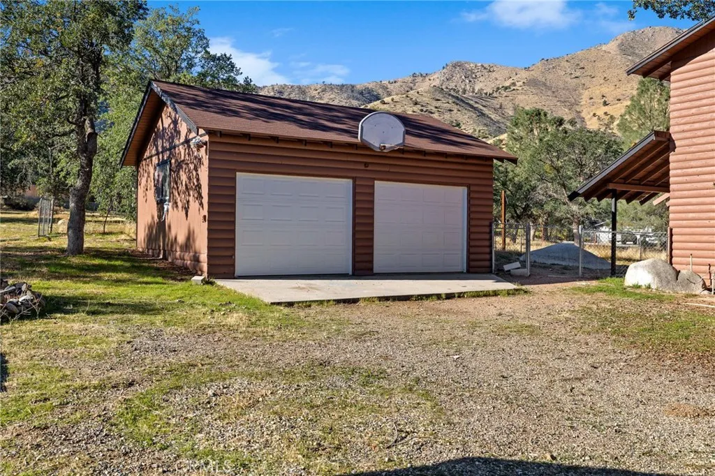 Additional image 29 of 3300 Cook Peak Road, Lake Isabella, CA 93240