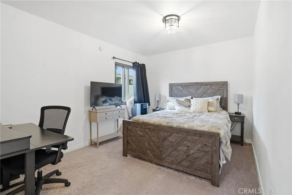 Additional image 27 of 6540 Hayvenhurst Avenue Unit 3, Lake Balboa, CA 91406