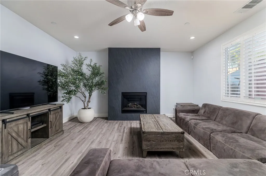 Additional image 14 of 873 Santona Court, Perris, CA 92571