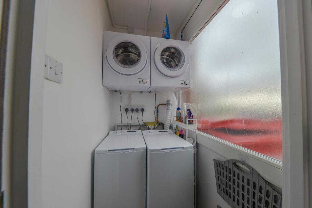 Additional image 6 of Wood Close, Hatfield