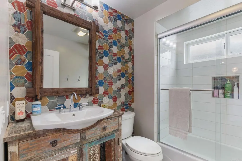 Additional image 77 of 2812 Bayside Walk, San Diego, CA 92109