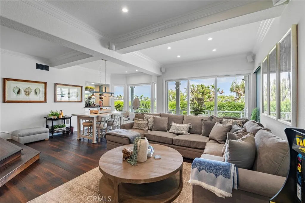 Additional image 40 of 45 Northampton Court, Newport Beach, CA 92660