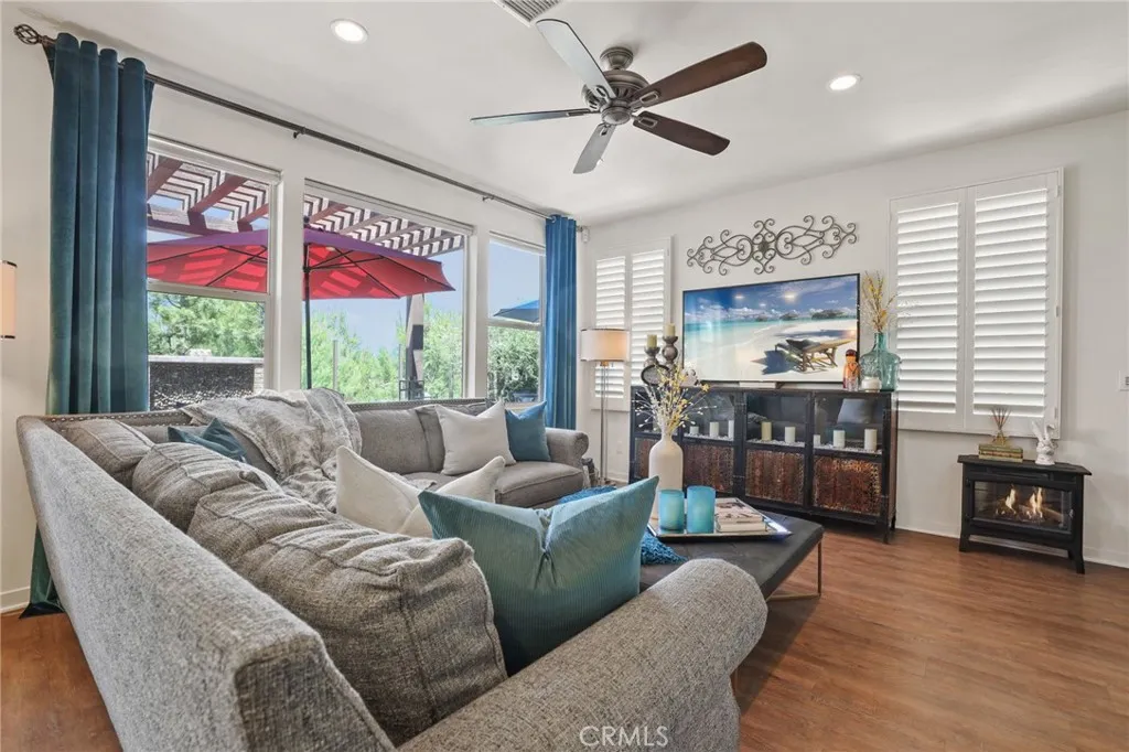 Additional image 7 of 41 Fuchsia, Lake Forest, CA 92630