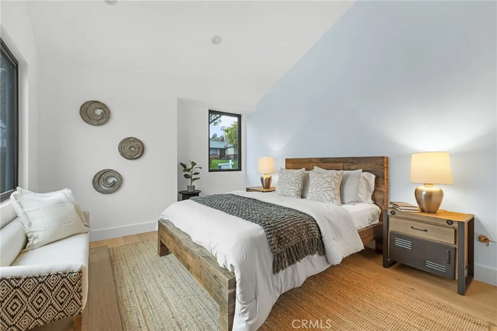 Additional image 32 of 742 Groton Dr, Burbank, CA 91504