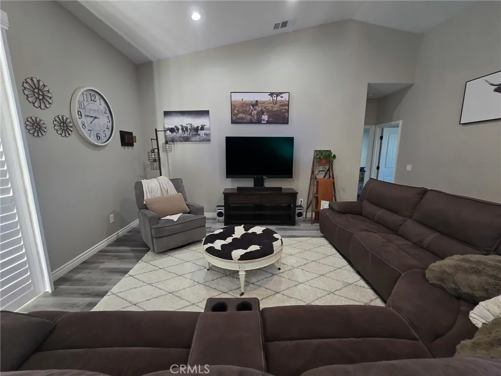 Additional image 66 of 22227 Skyline Dr, Apple Valley, CA 92308