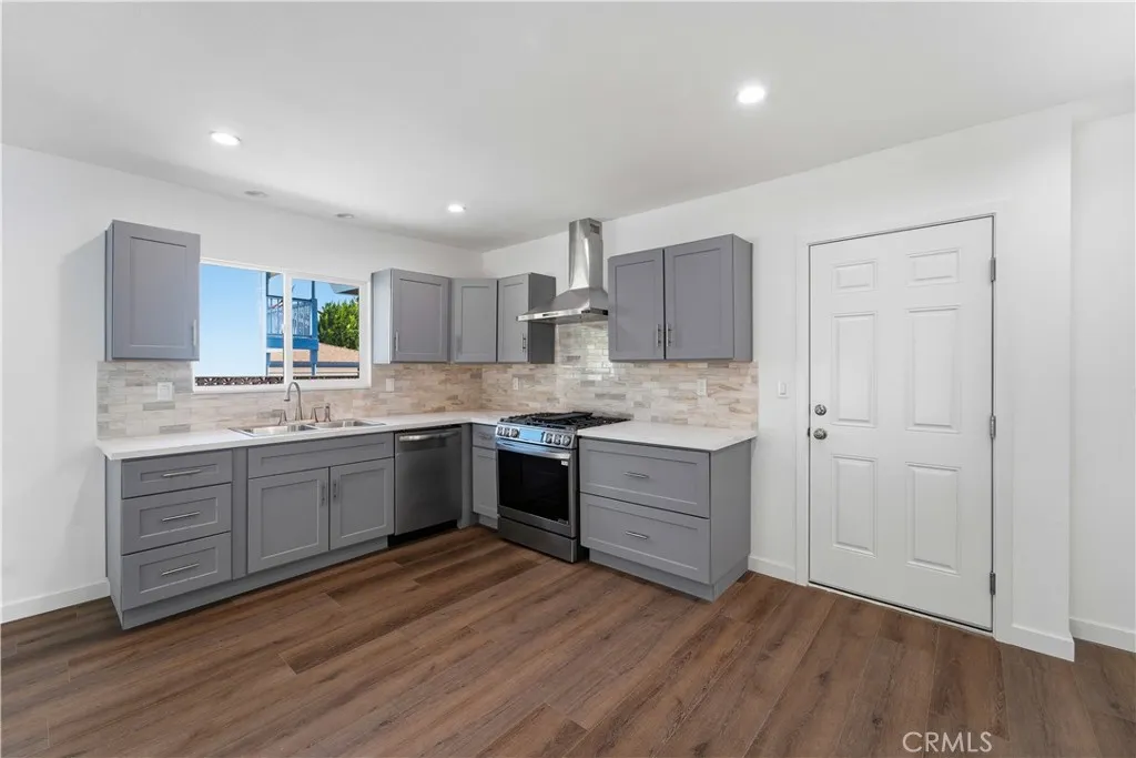 Additional image 12 of 21943 Parthenia Street, West Hills, CA 91304