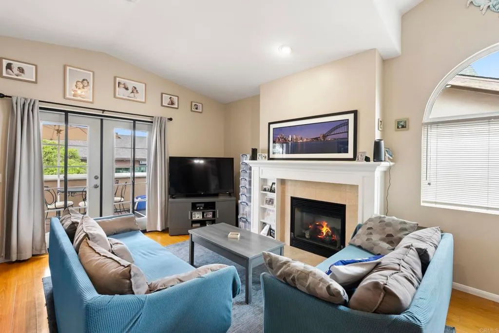 Additional image 13 of 535 F Avenue Unit 4, Coronado, CA 92118