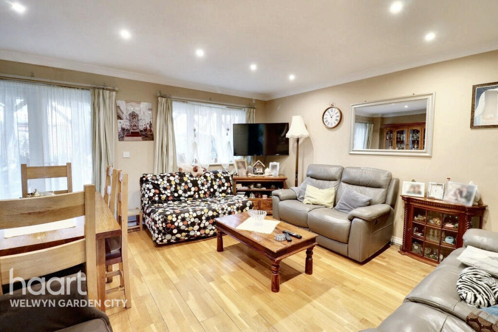 Additional image 3 of Gorseway, Hatfield