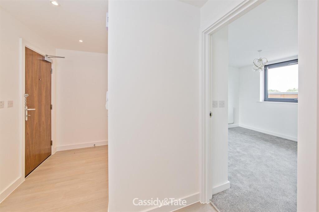 Additional image 20 of Newsom Place, St Albans